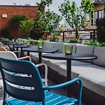 Crossroads Hotel